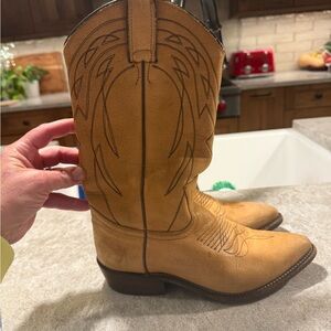 Frye VINTAGE Billy Tall Tan Heeled COWBOY Boots